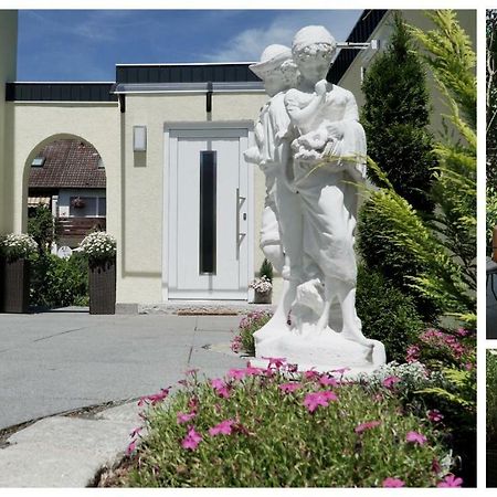 Bungalow am Stadtrand Nuremberg Bagian luar foto