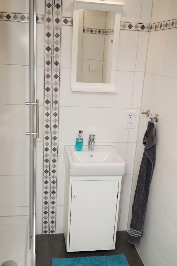 Bungalow am Stadtrand Nuremberg Bagian luar foto